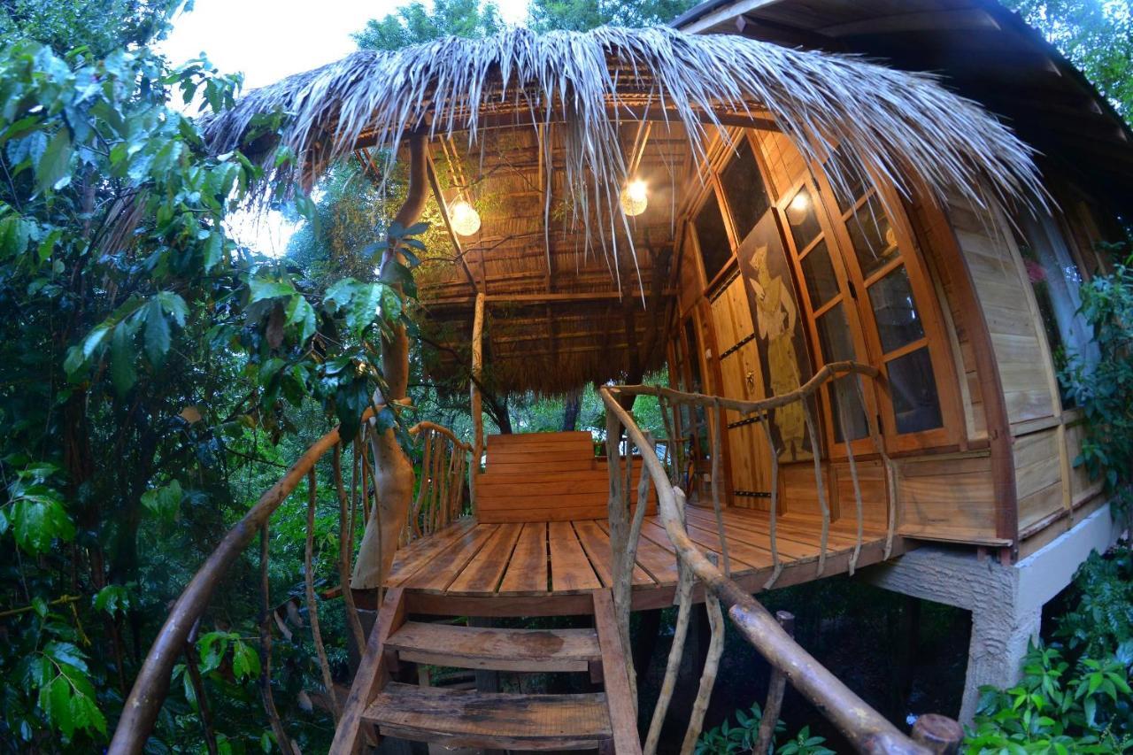 Habarana Tree House Mutu Village Экстерьер фото