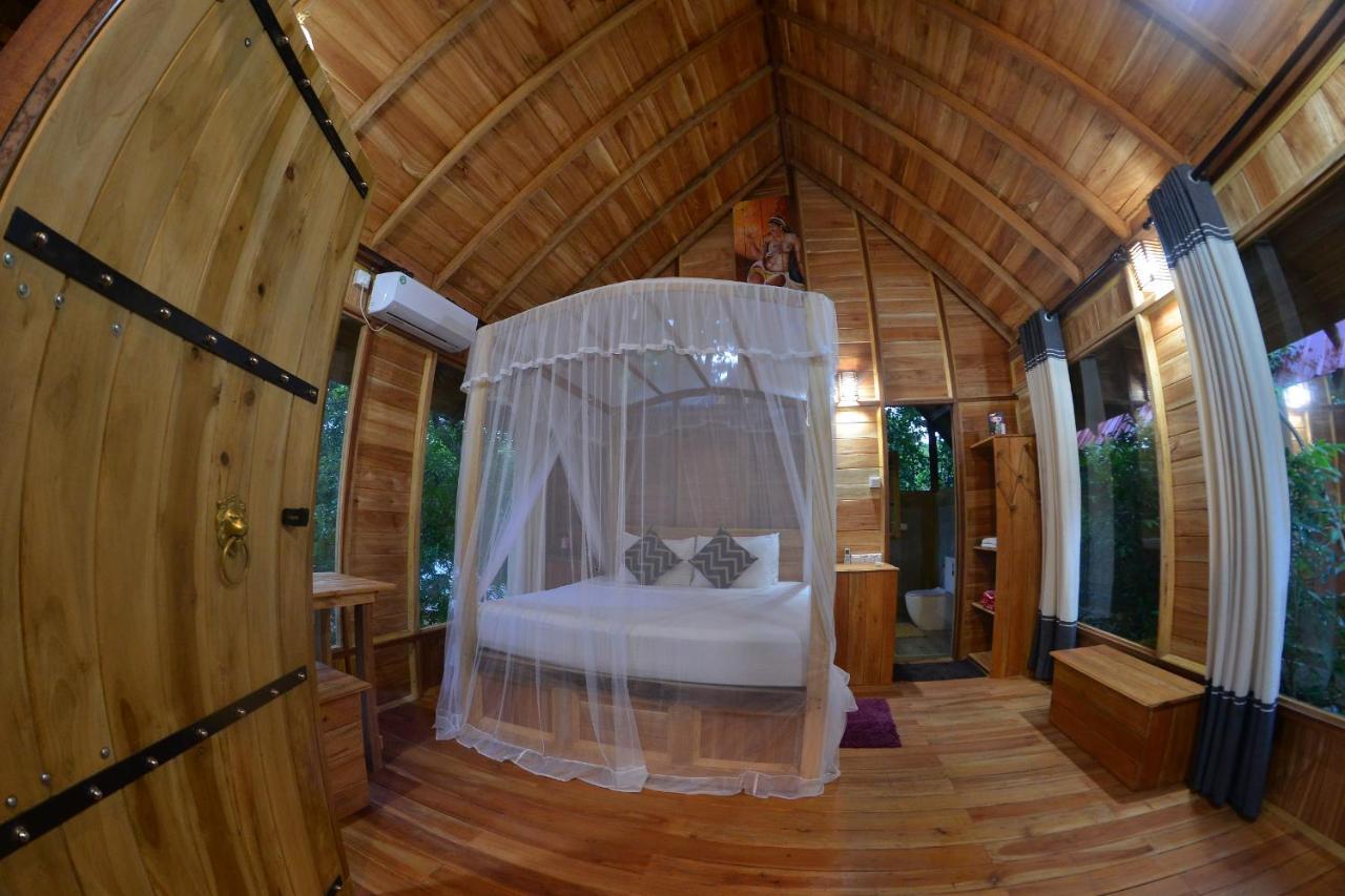 Habarana Tree House Mutu Village Экстерьер фото
