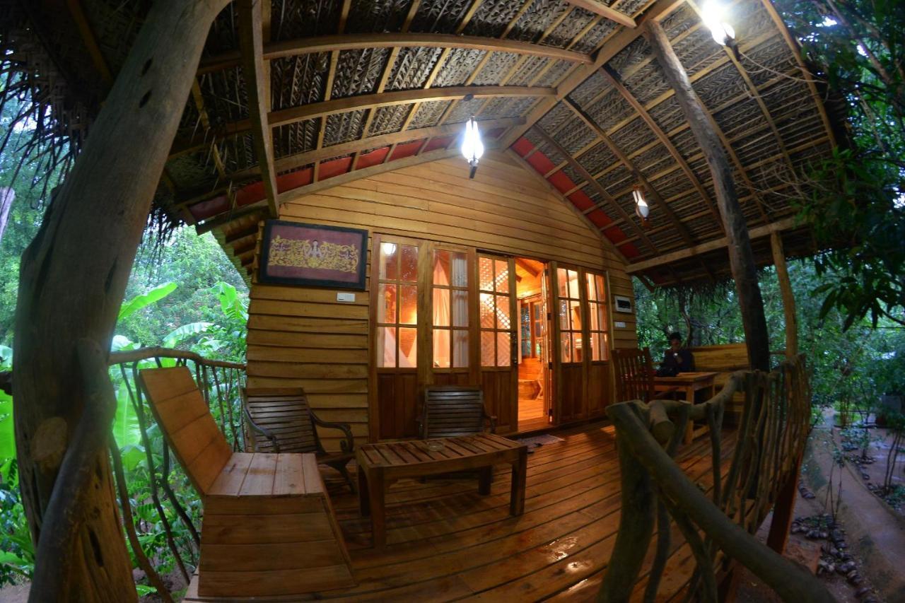 Habarana Tree House Mutu Village Экстерьер фото